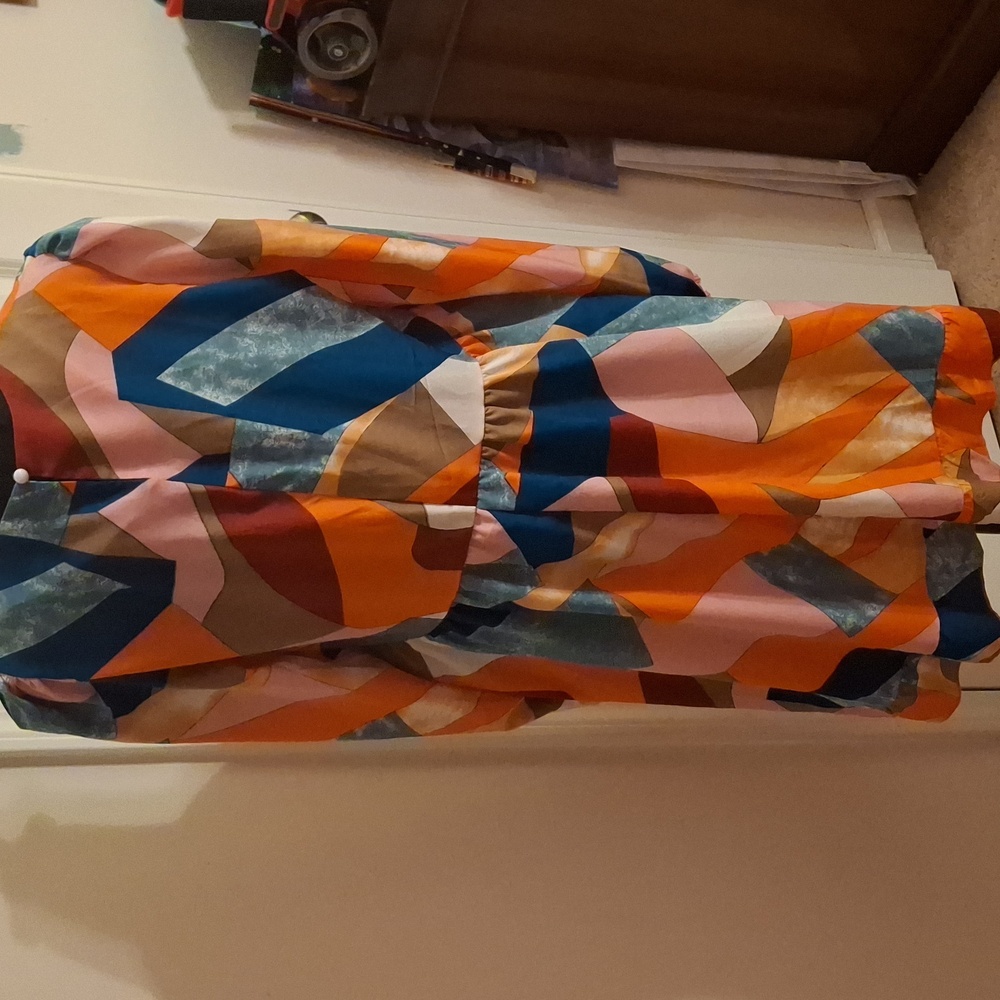 Colorful Geometric Pattern Dress - Picture 2 of 4